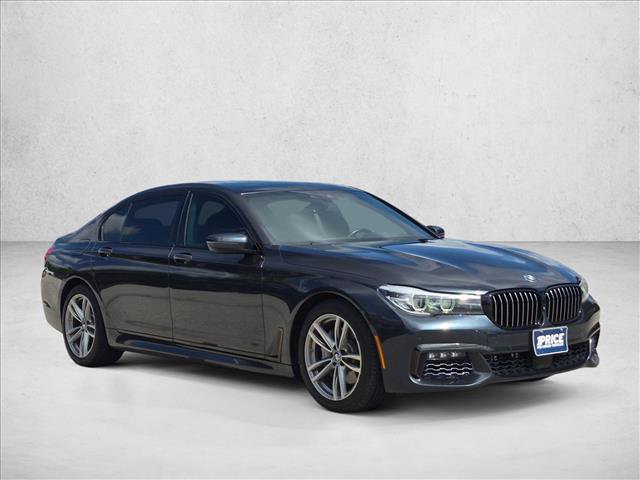 Used 2017 BMW 740i RWD image 3