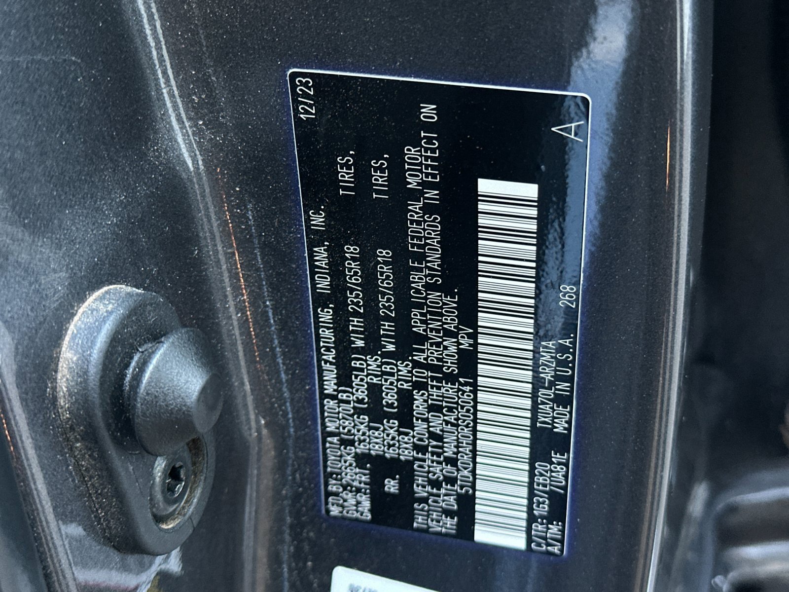 Used 2024 Toyota Highlander XLE image 28