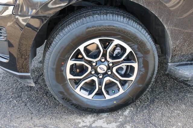 Used 2024 Ford Expedition Max XLT image 7
