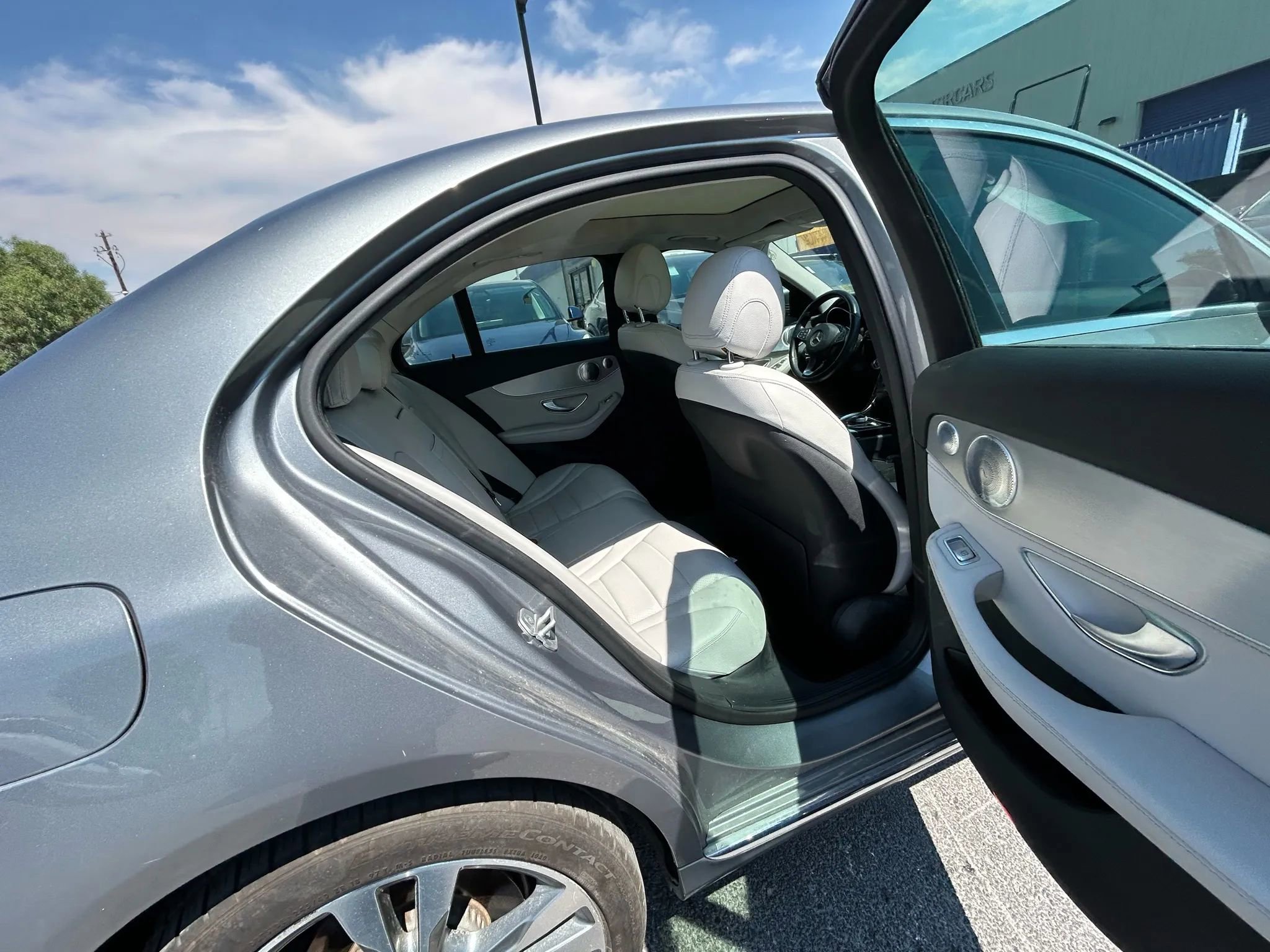 Used 2015 Mercedes-Benz C 300 4MATIC Sedan image 15