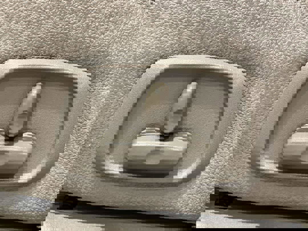 Used 2007 Mitsubishi Endeavor SE image 15