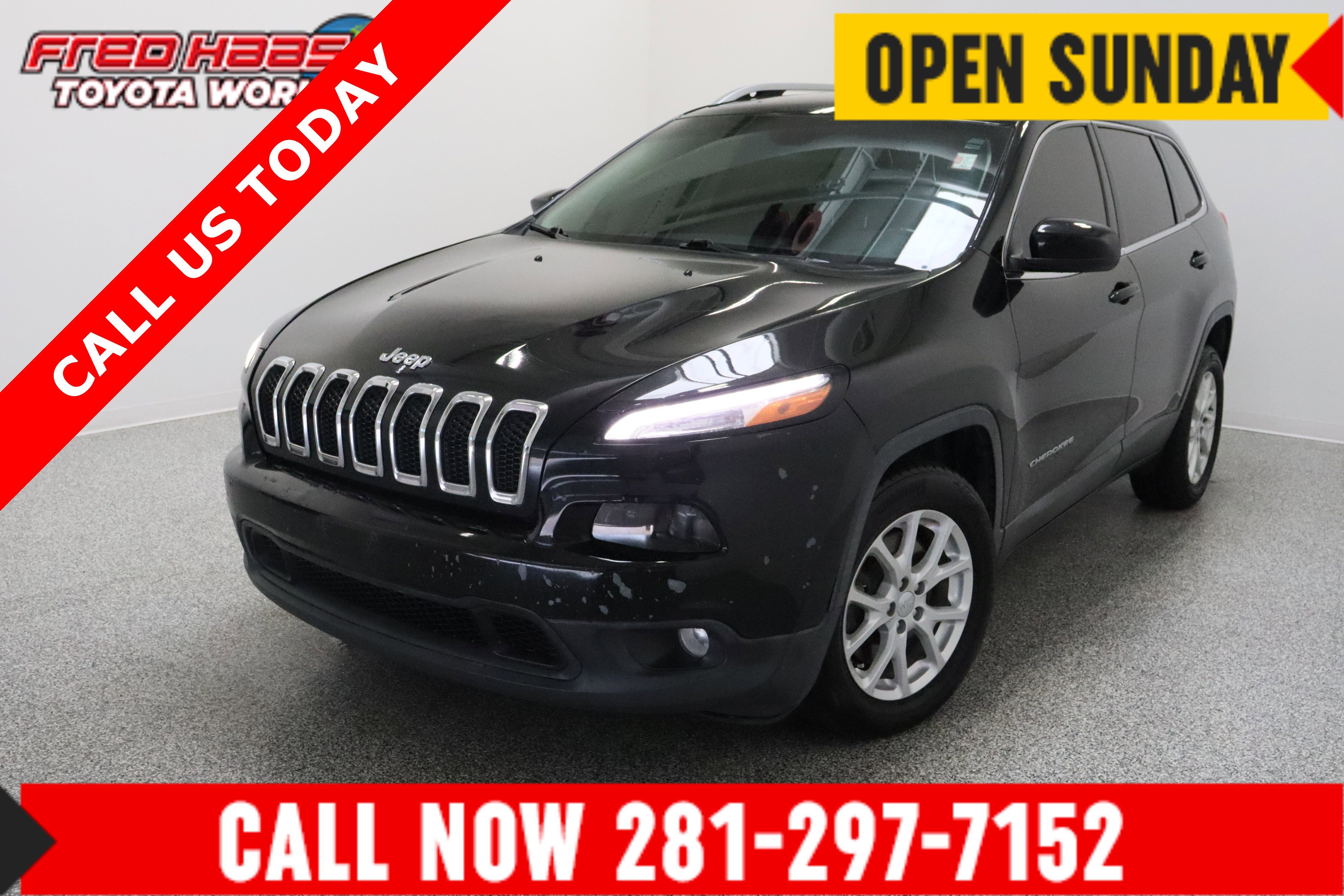 Used 2018 Jeep Cherokee Latitude Plus image 1