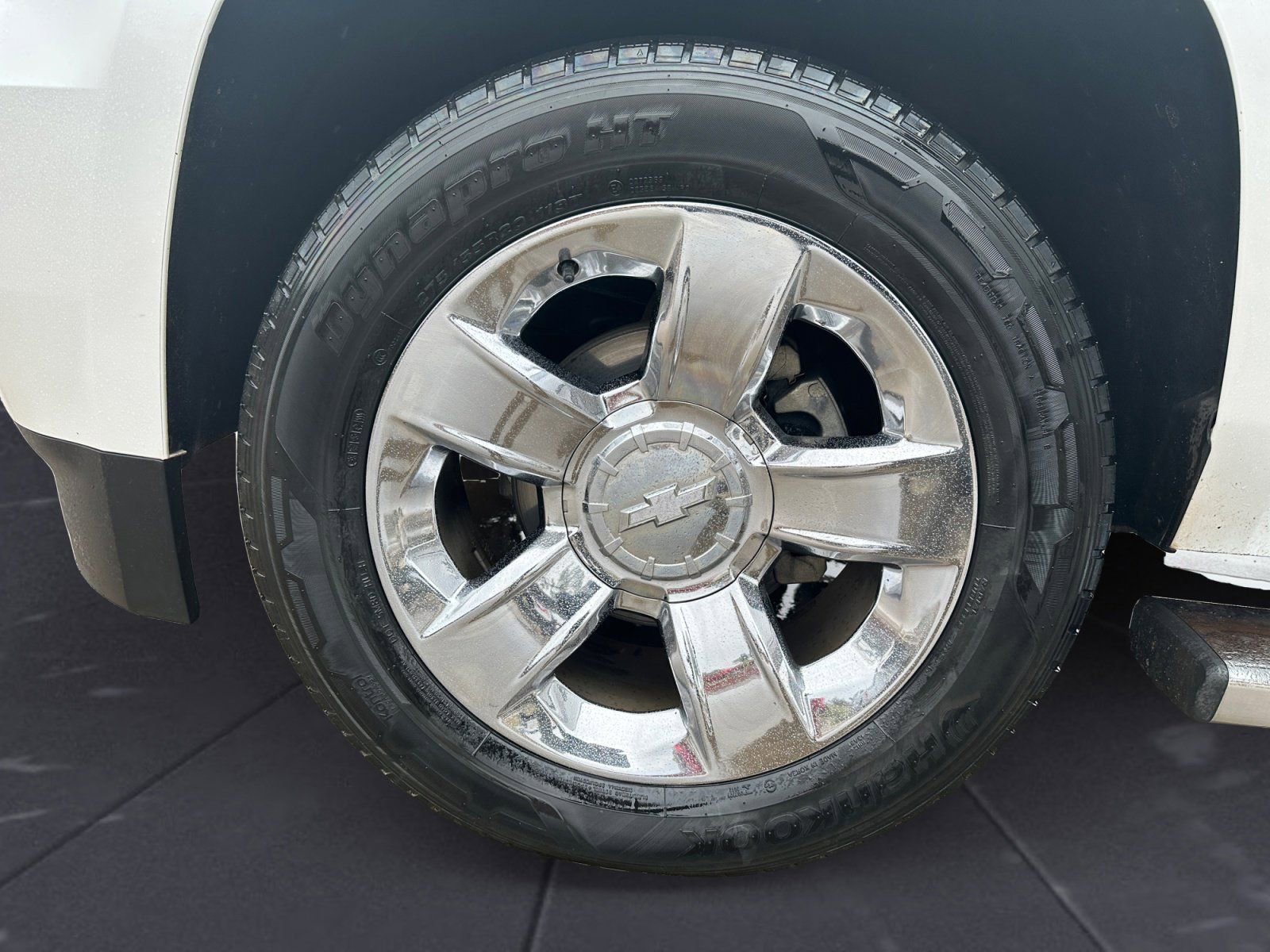 Used 2018 Chevrolet Tahoe LT w/ LT Signature Package image 14