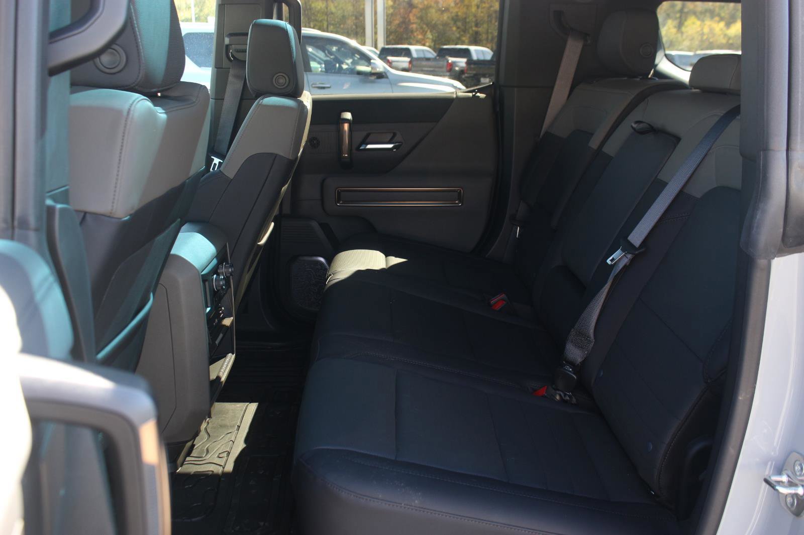 New 2024 GMC Hummer EV 3X image 10