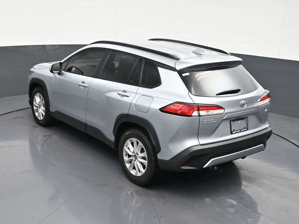 Used 2023 Toyota Corolla Cross LE FWD image 17