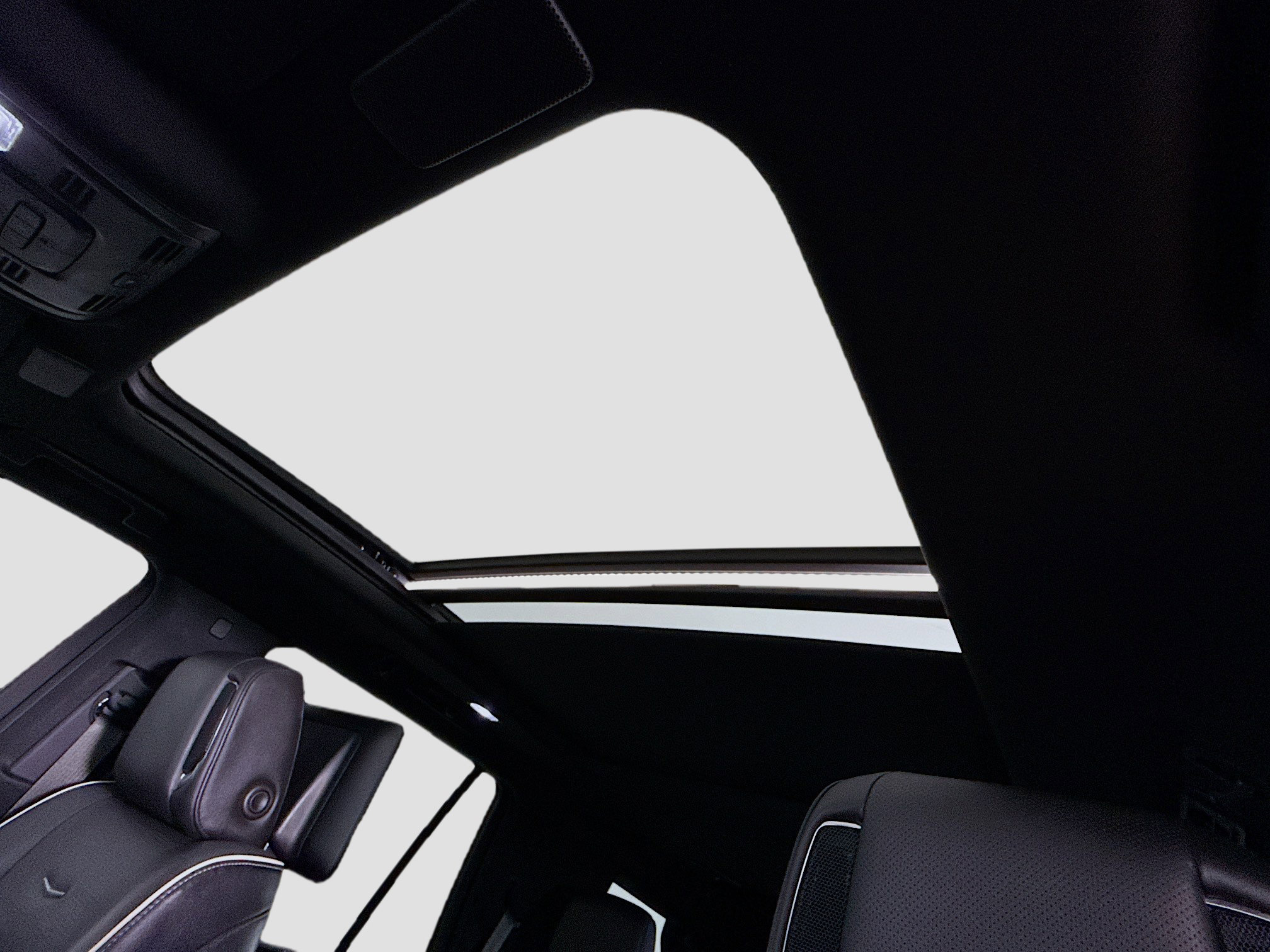 Used 2021 Cadillac Escalade Premium Luxury RWD image 24