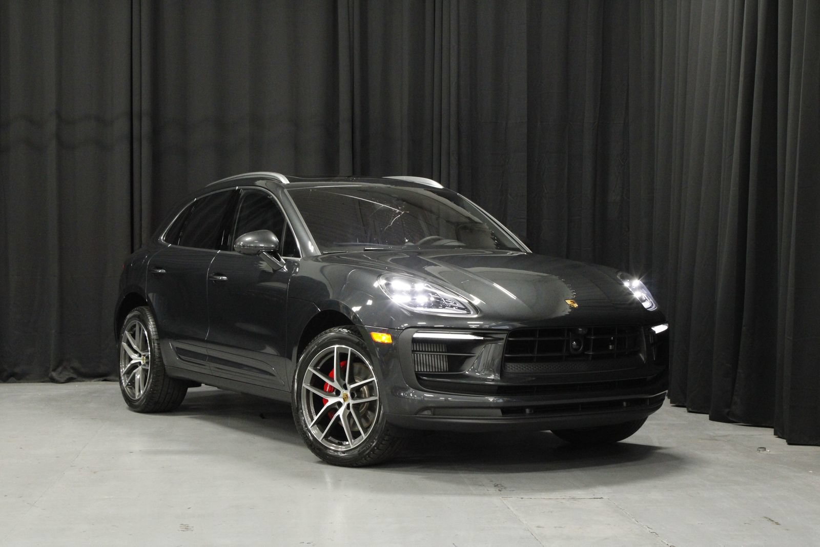 New 2026 Porsche Macan S AWD/4WD image 7