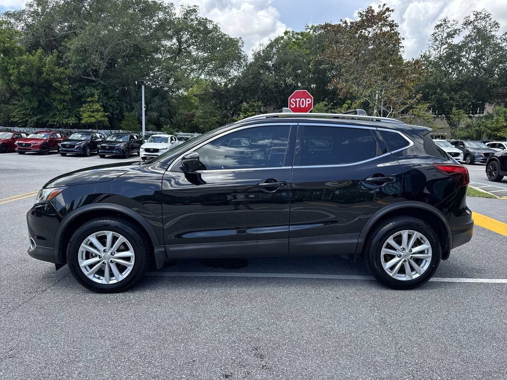 Used 2018 Nissan Rogue Sport SV w/ SV Technology Package AWD/4WD image 11