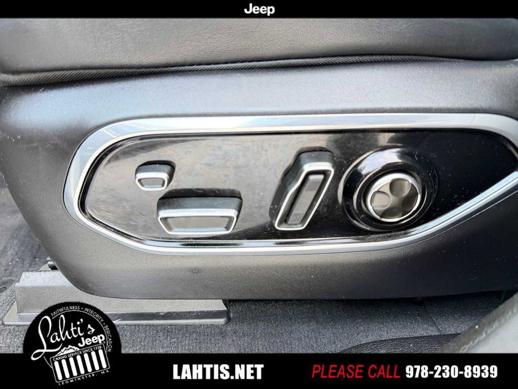 Certified 2023 Jeep Grand Cherokee Overland w/ Adv Protech Group III image 32
