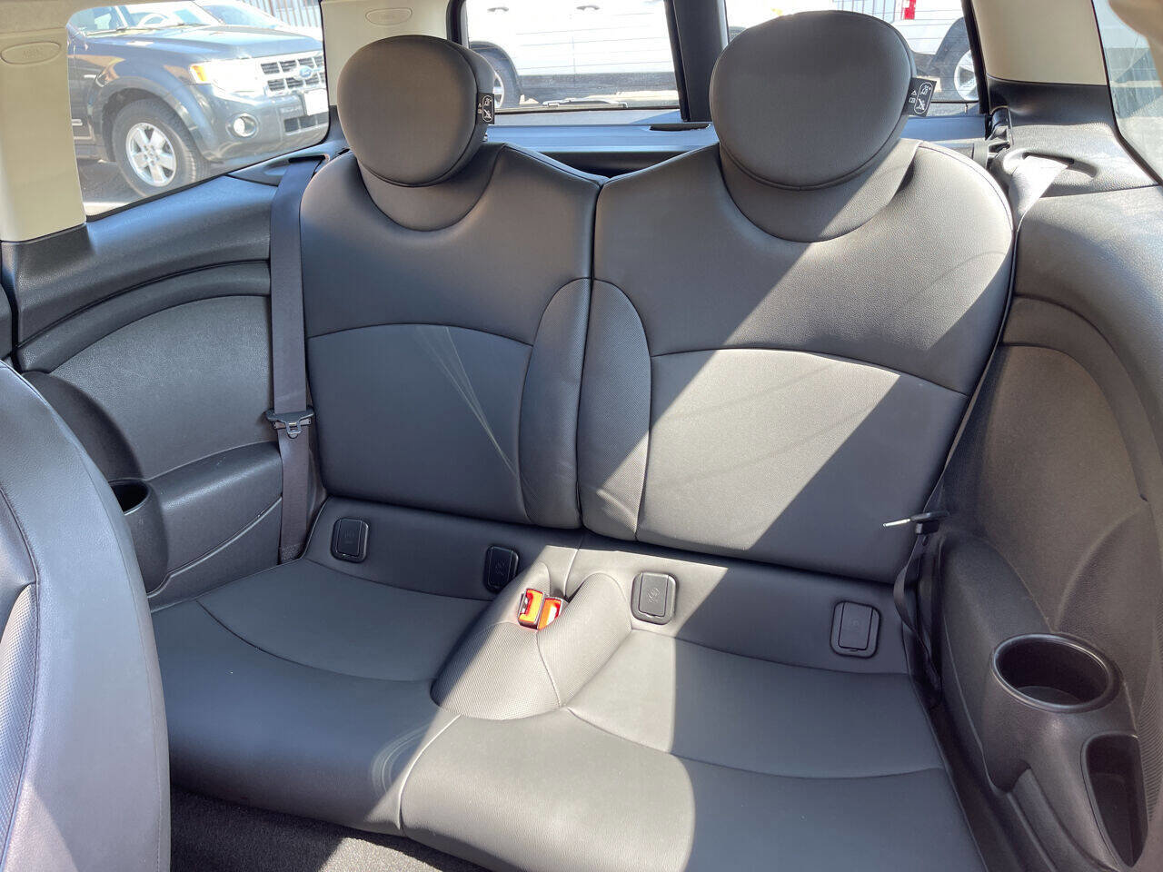 Used 2014 MINI Cooper Clubman image 16