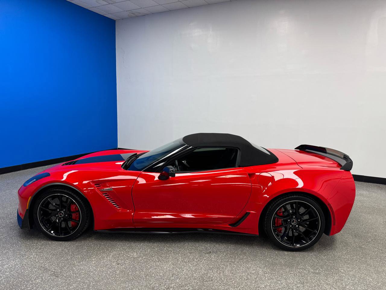 Used 2017 Chevrolet Corvette Z06 RWD image 9