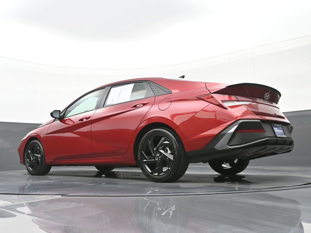 Certified 2026 Hyundai Elantra Sport FWD image 41
