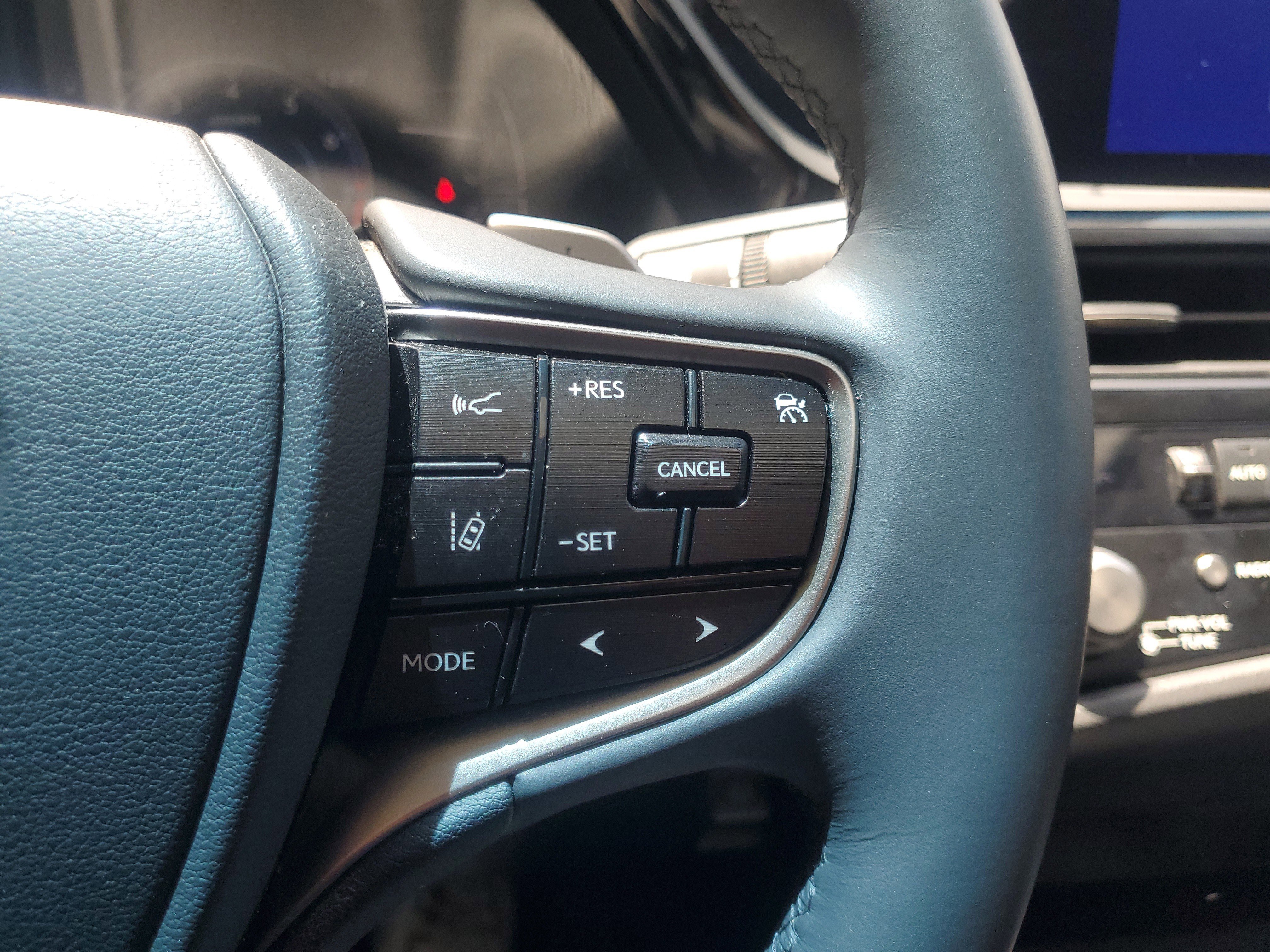 Certified 2023 Lexus ES 350 w/ Accessory Package (Z2) FWD image 21