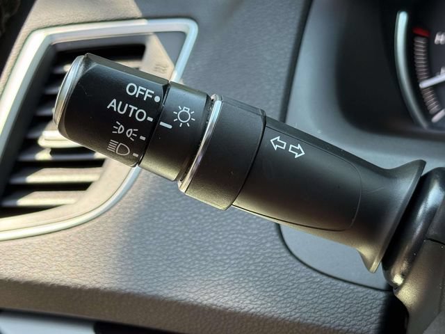 Used 2017 Acura TLX w/ Technology Package FWD image 22