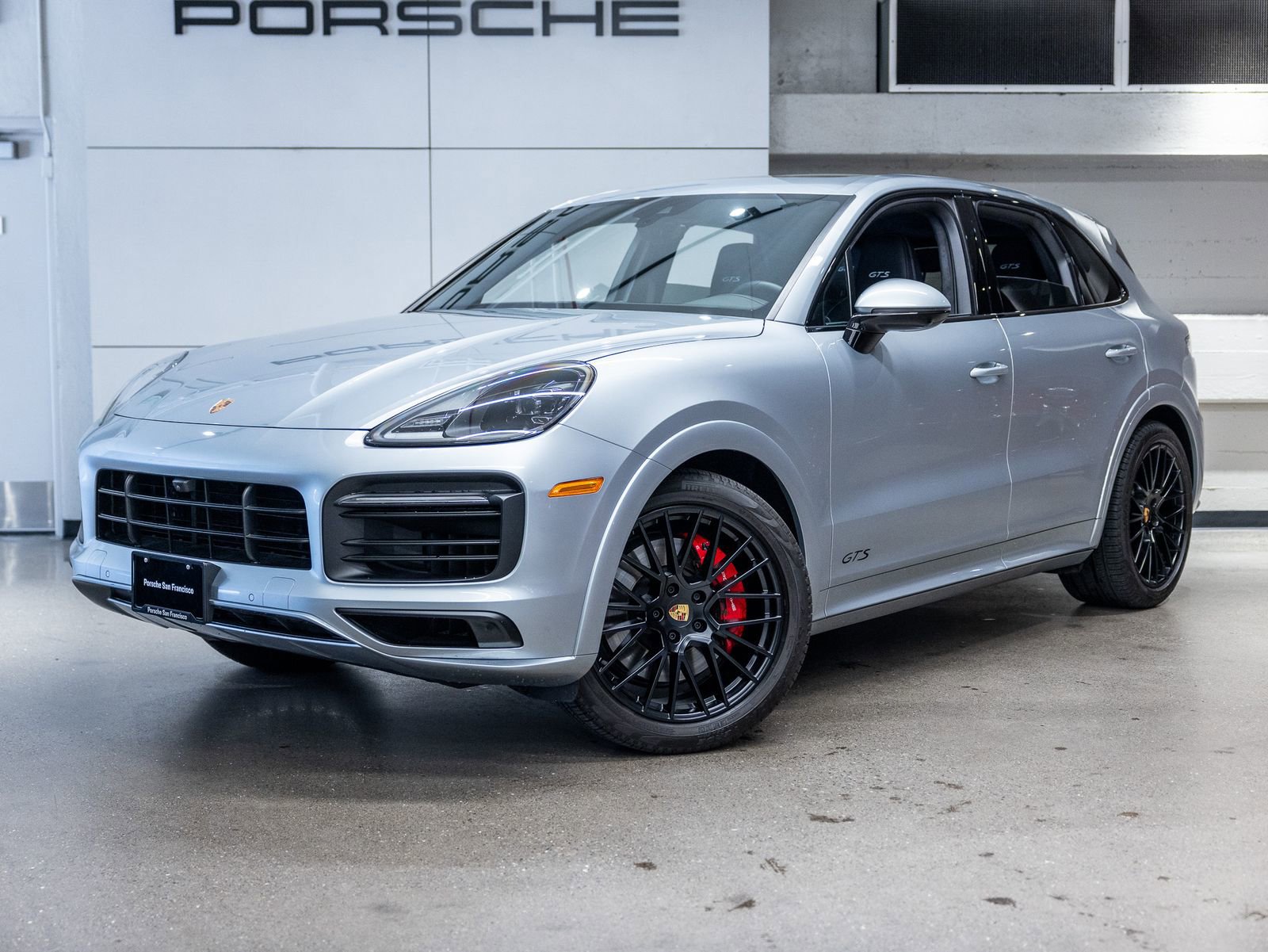 Certified 2023 Porsche Cayenne GTS AWD/4WD image 1