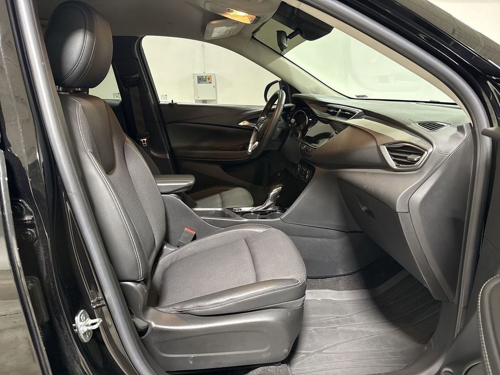 Used 2023 Buick Encore GX Select w/ Sport Touring Package AWD/4WD image 21