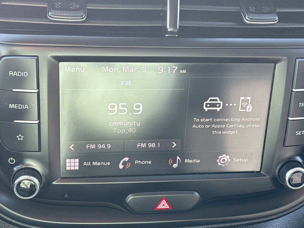 Used 2024 Kia Soul LX w/ Option Group 015 image 17