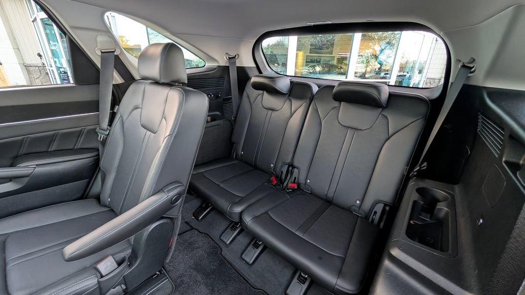 Used 2024 Kia Sorento SX image 21