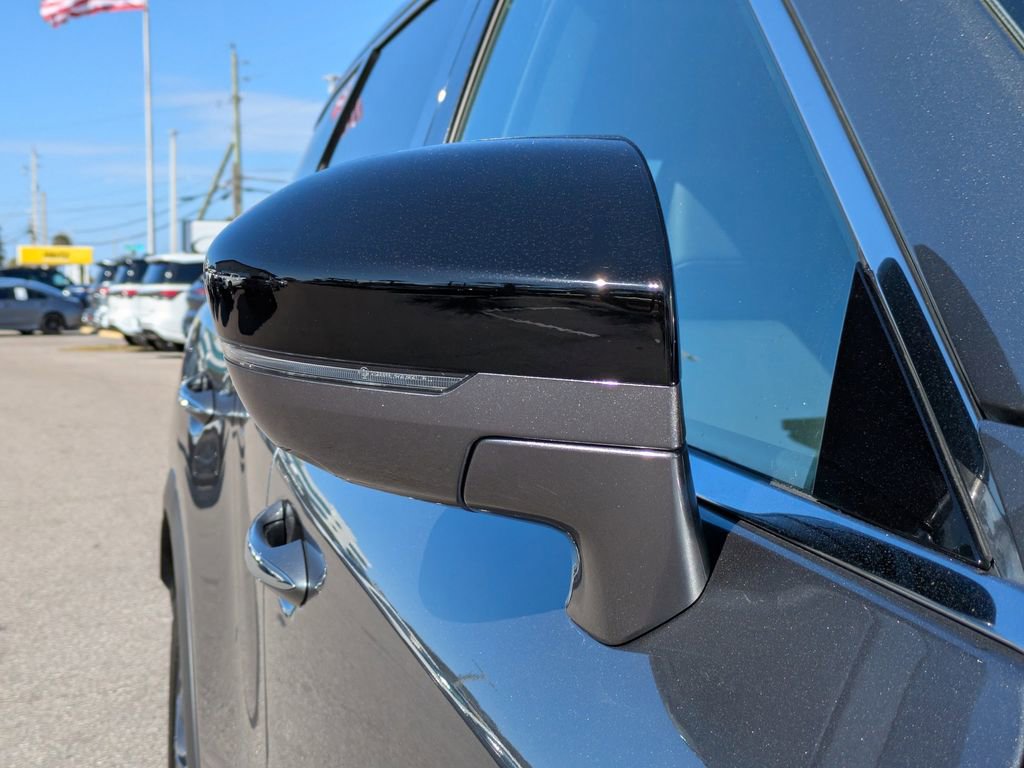 Certified 2025 INFINITI QX60 Luxe image 12