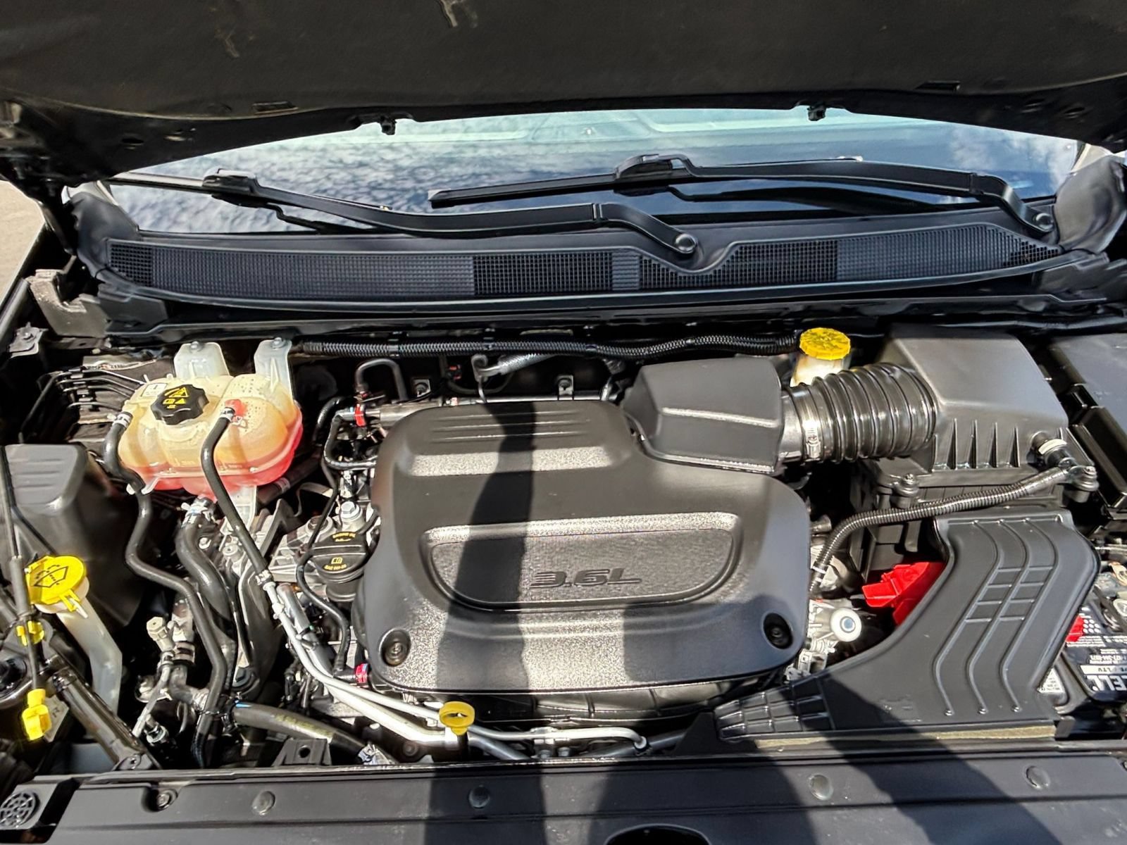 Used 2022 Chrysler Pacifica Touring-L FWD image 34