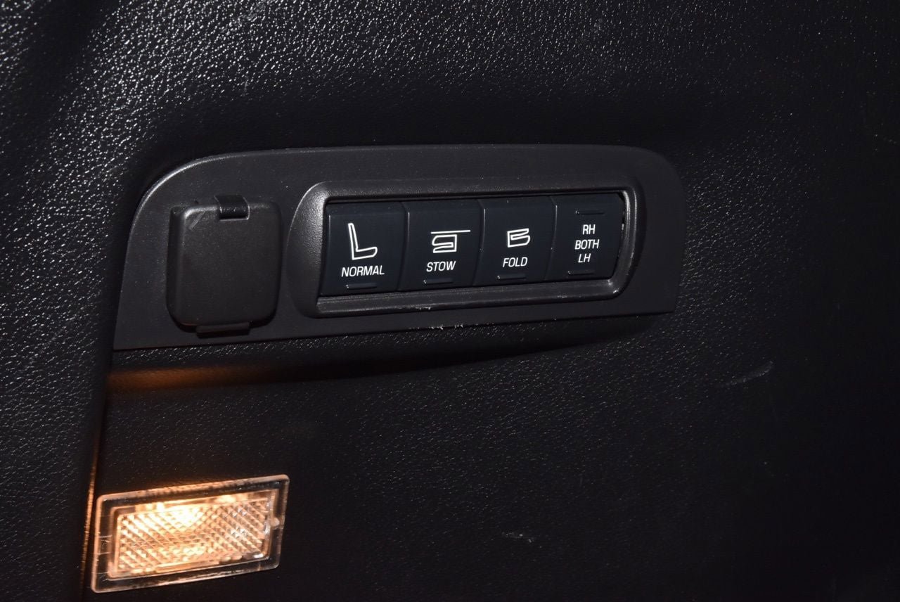 Used 2017 Ford Explorer Platinum AWD/4WD image 37