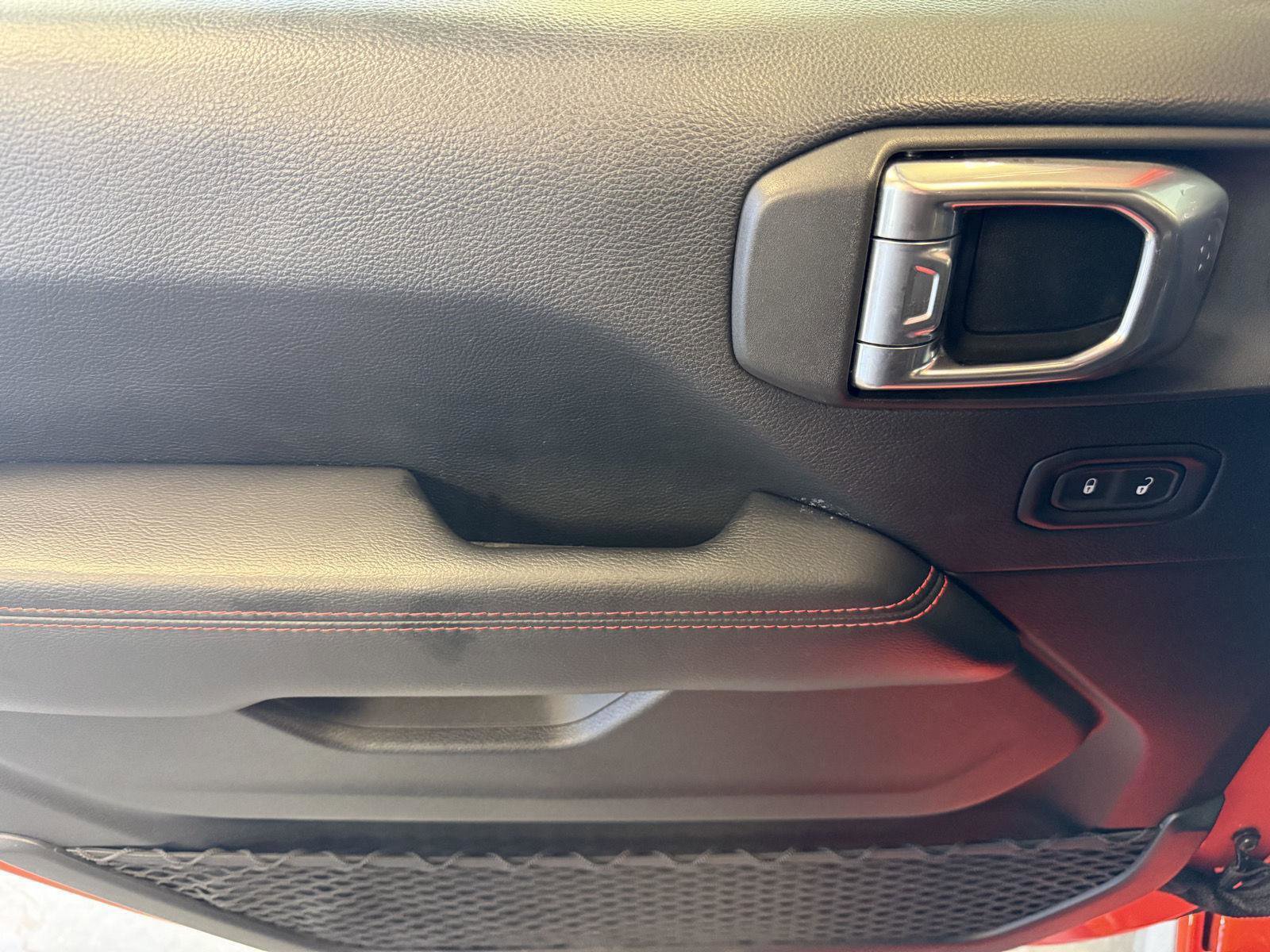 Used 2018 Jeep Wrangler Rubicon image 23