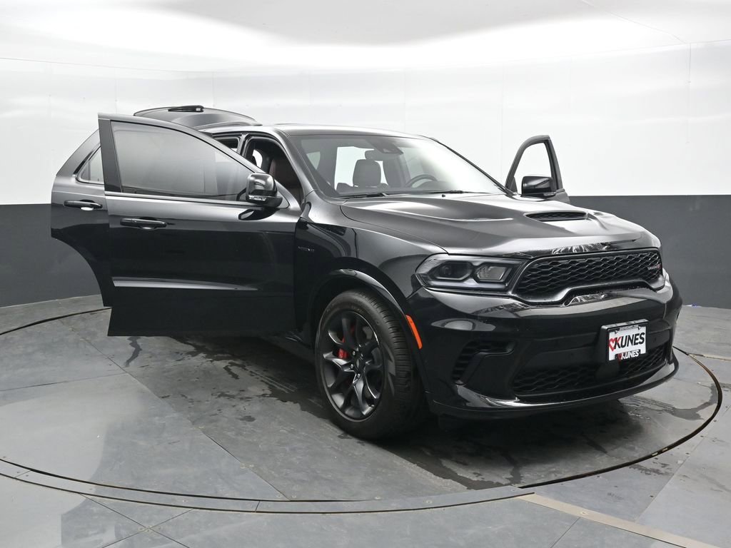 Used 2024 Dodge Durango R/T w/ Tow 'N Go Group AWD/4WD image 48
