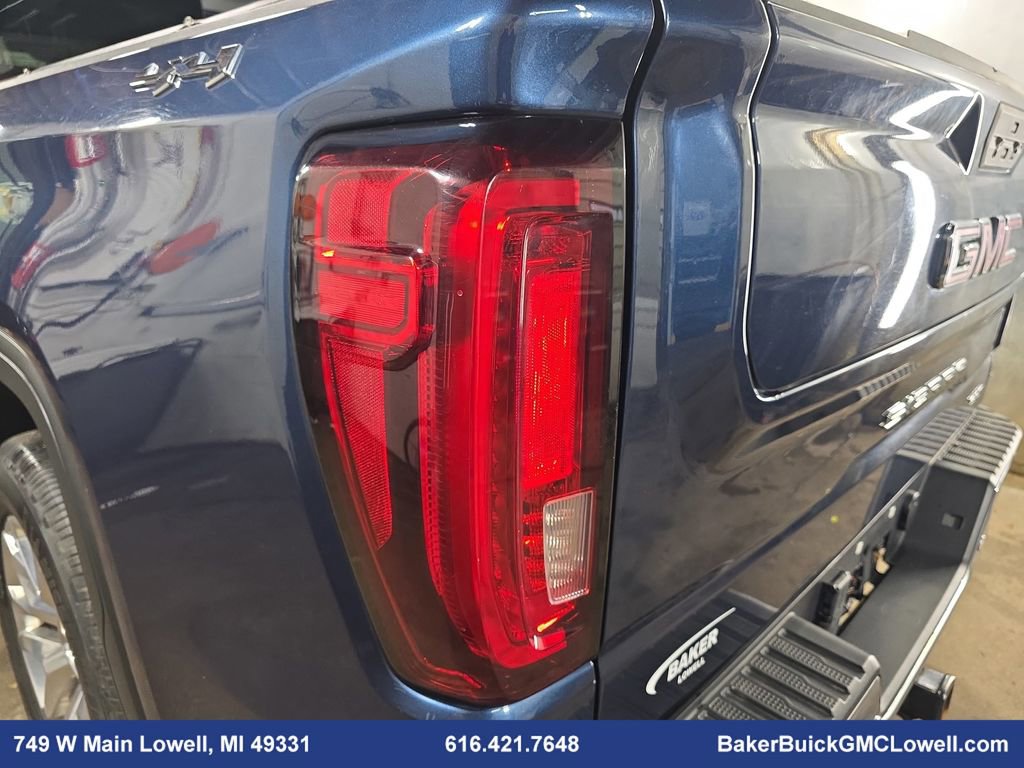 Used 2020 GMC Sierra 1500 SLT w/ SLT Premium Plus Package image 32