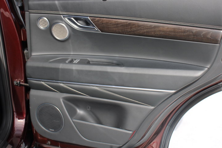 Used 2021 Genesis GV80 2.5T w/ Prestige Package 04 image 18