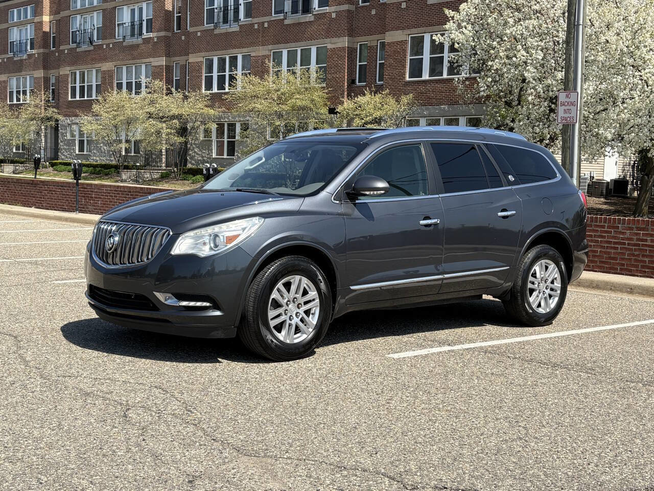 Used 2013 Buick Enclave Convenience FWD image 1