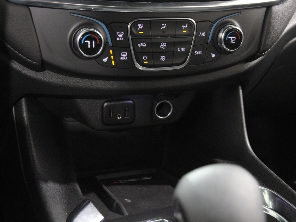 Certified 2023 Chevrolet Traverse LT image 14