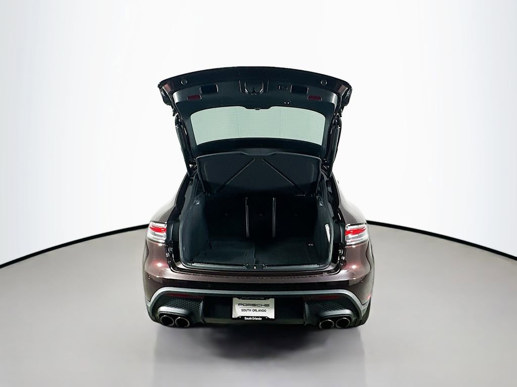 New 2026 Porsche Macan Turbo AWD/4WD image 28