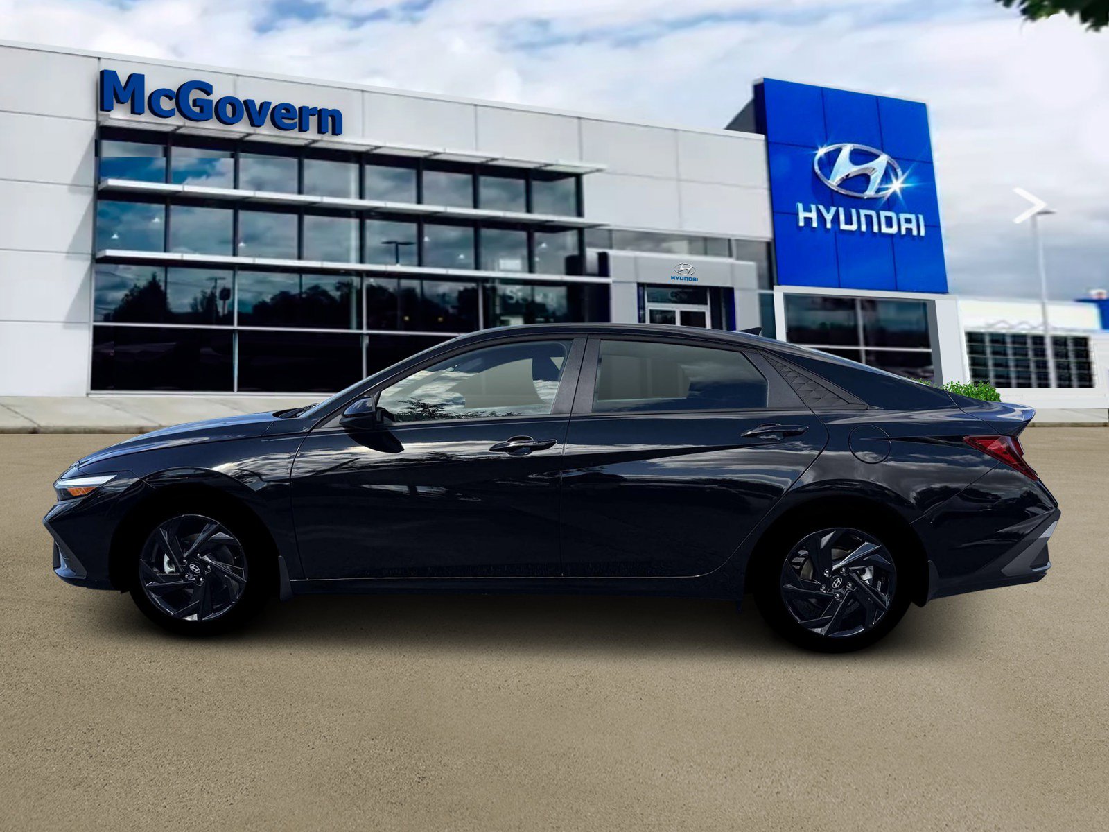 New 2026 Hyundai Elantra Sport FWD image 3