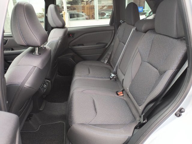 Used 2025 Subaru Forester Premium AWD/4WD image 22