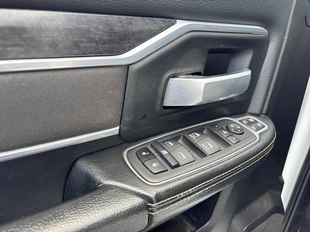 Used 2024 RAM 2500 Big Horn AWD/4WD image 11