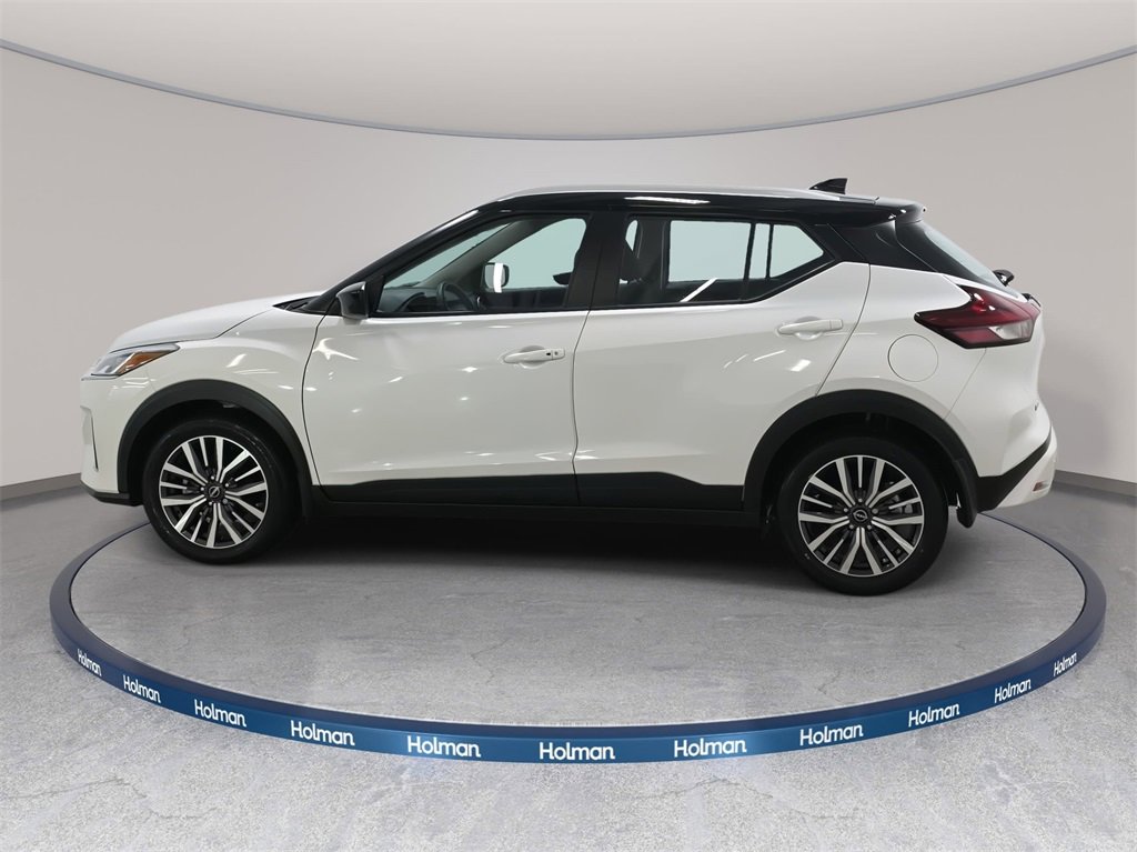 Used 2024 Nissan Kicks SV image 9