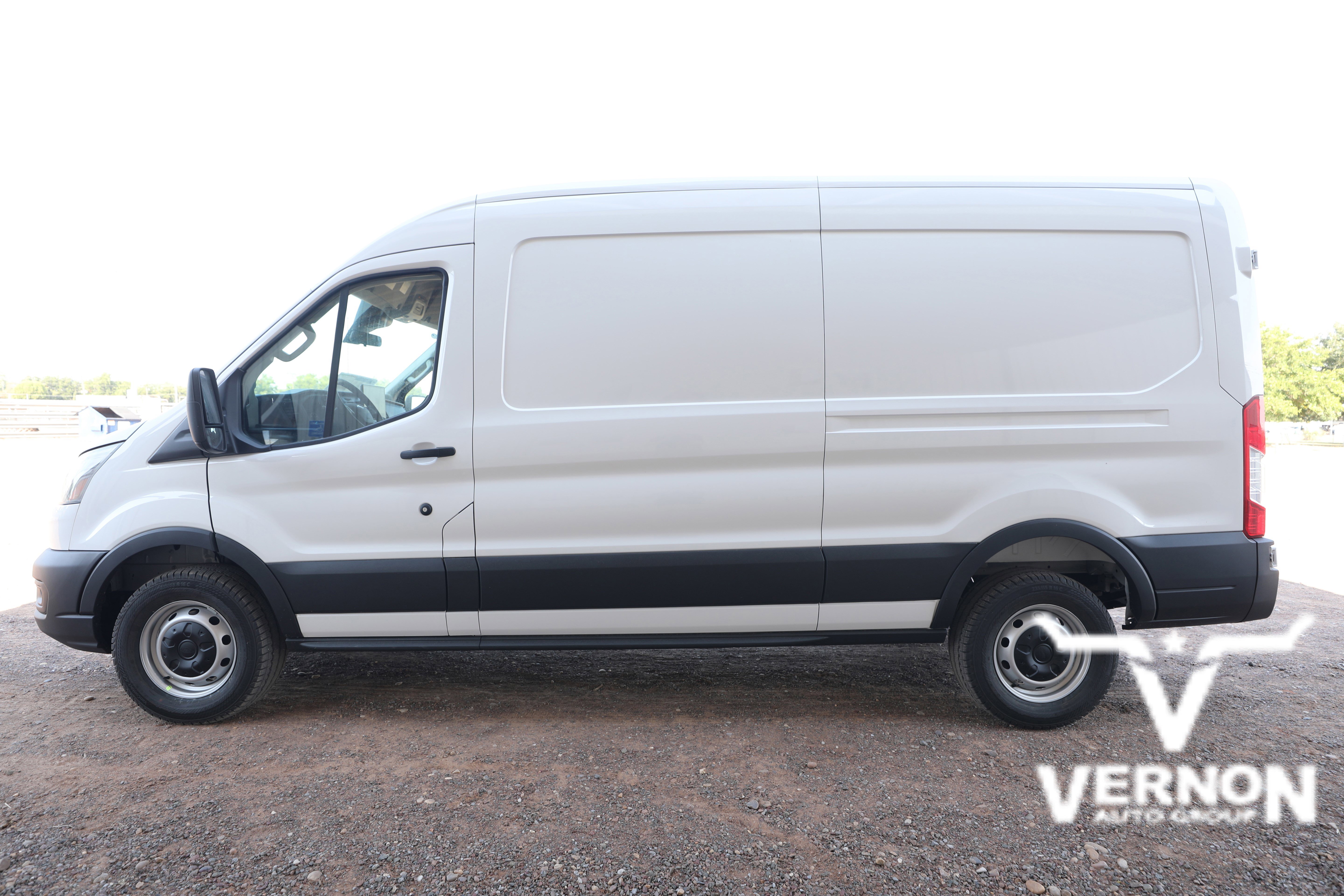 New 2025 Ford Transit 250 148 Medium Roof w/ Load Area Protection Package image 2