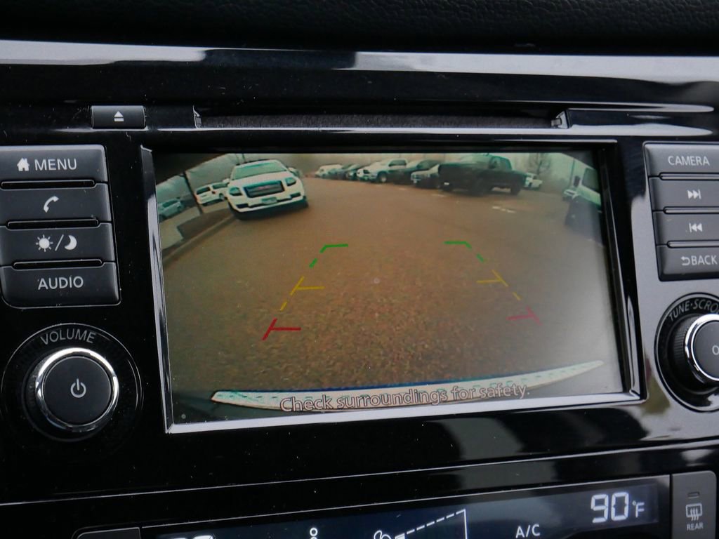 Used 2020 Nissan Rogue SV image 29