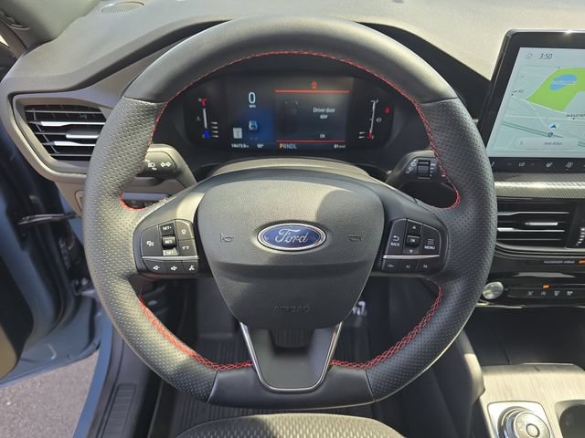 Certified 2024 Ford Escape ST-Line w/ Tech Pack #1 AWD/4WD image 17