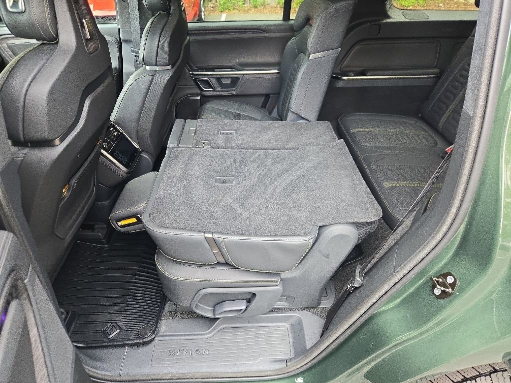 Used 2022 Rivian R1S Launch Edition AWD/4WD image 45