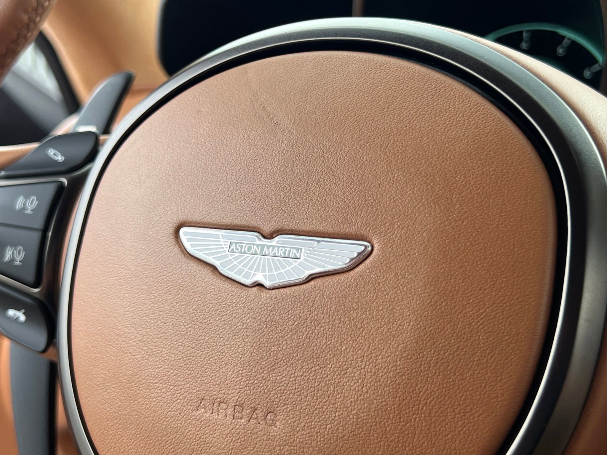 Used 2019 Aston Martin V8 Vantage Coupe RWD image 41