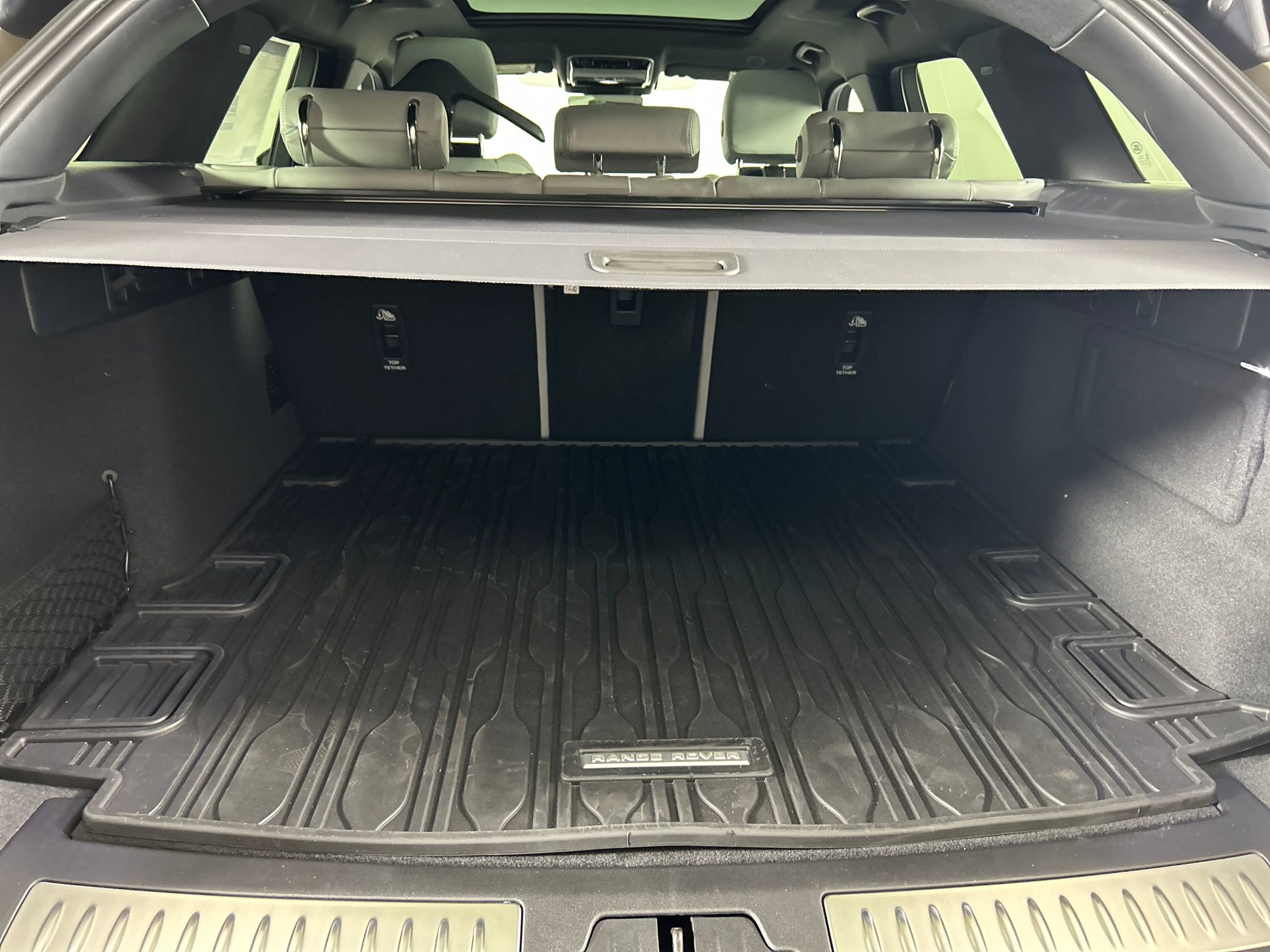 New 2026 Land Rover Range Rover Velar S image 18