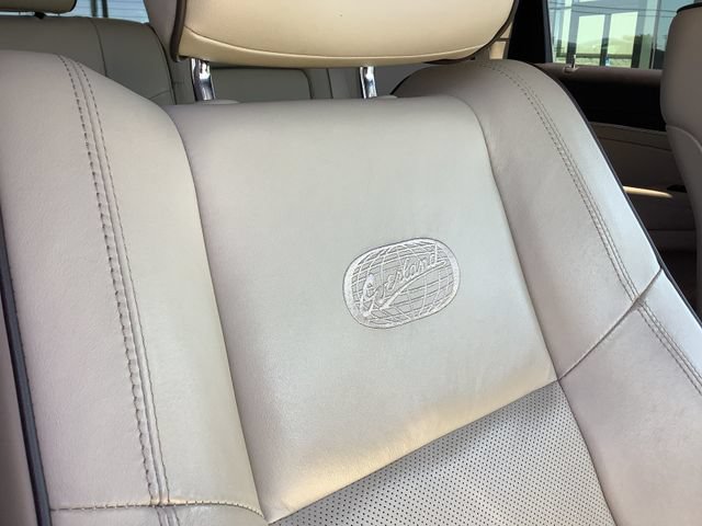 Used 2020 Jeep Grand Cherokee Overland AWD/4WD image 41