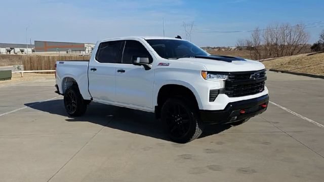 New 2026 Chevrolet Silverado 1500 LT Trail Boss w/ Safety Package AWD/4WD image 2