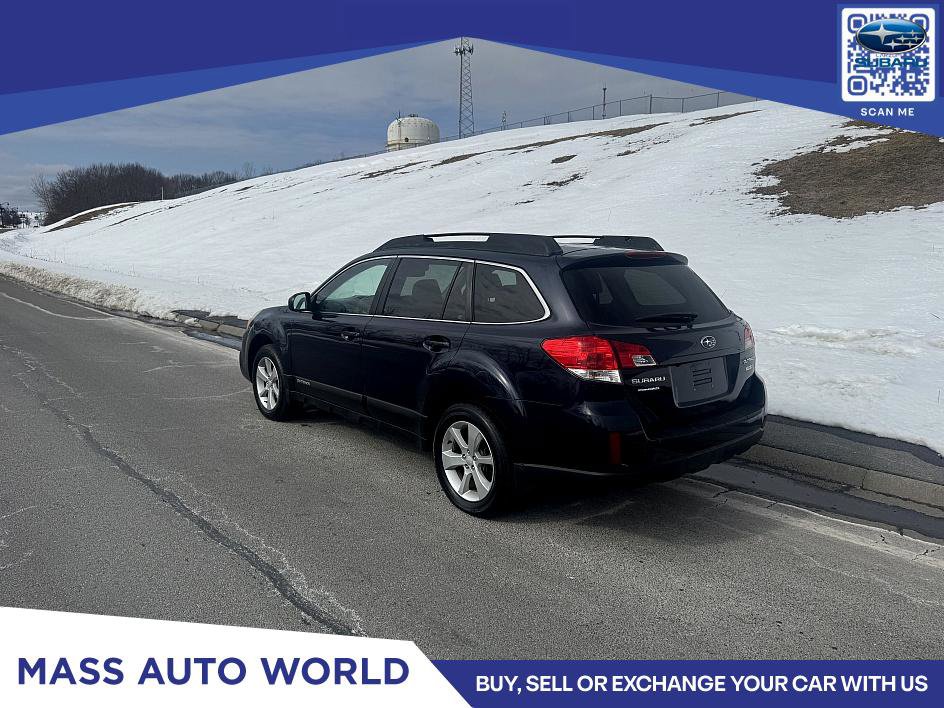 Used 2013 Subaru Outback 2.5i Premium image 2