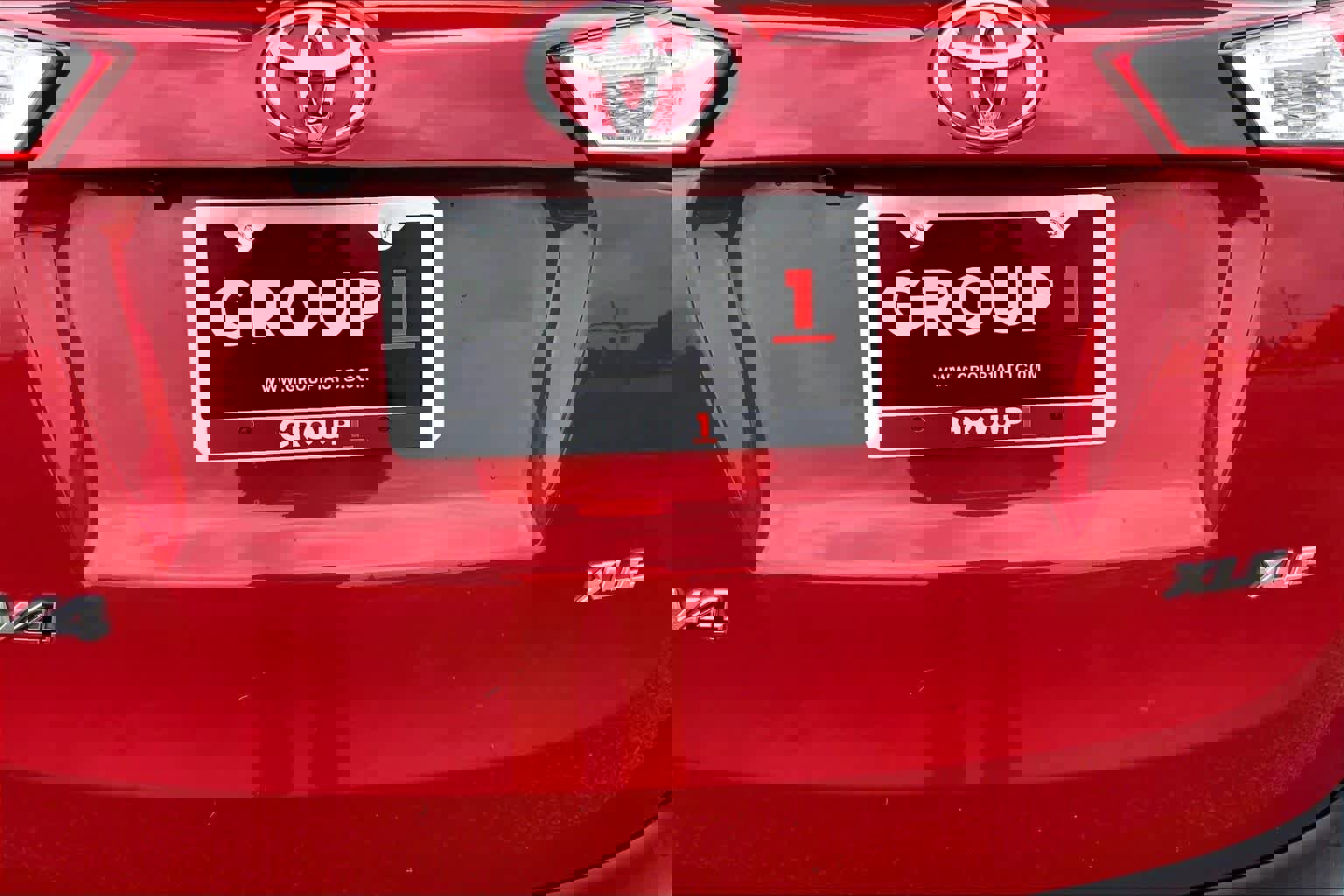 Used 2013 Toyota RAV4 XLE image 10