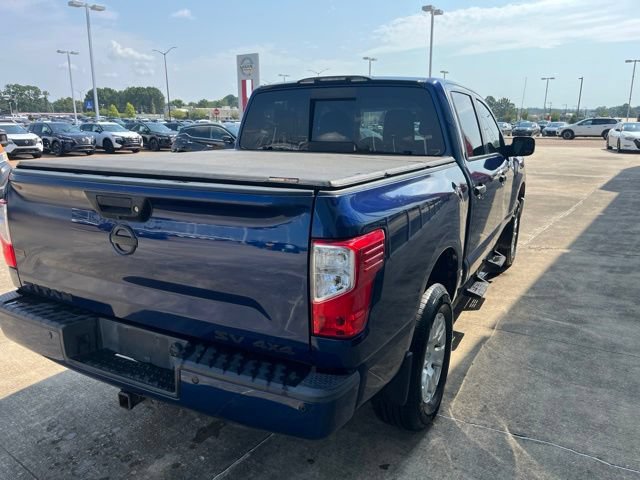 Used 2018 Nissan Titan SV w/ SV Convenience Package AWD/4WD image 4