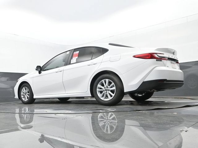 New 2026 Toyota Camry LE FWD image 23