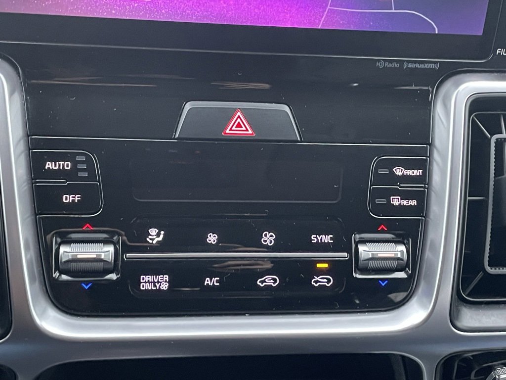 Certified 2023 Kia Sorento EX image 38