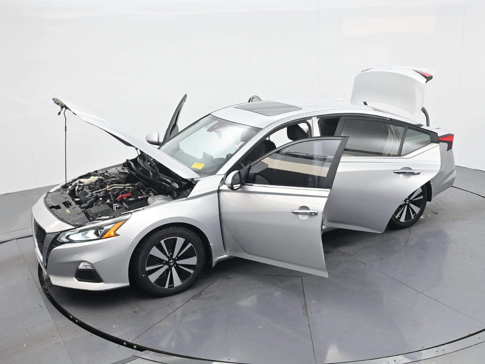 Used 2021 Nissan Altima 2.5 SV w/ SV Premium Package FWD image 39